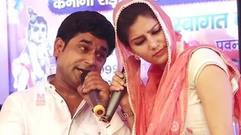 Haryanvi Folk Singer Pepsi Sharma Dies Of Heart Attack At 38