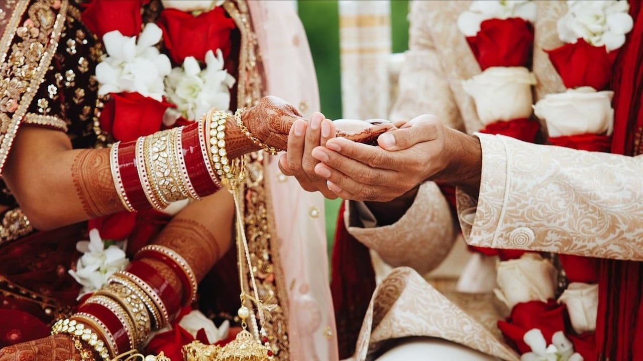 विवाह में देरी से हैं परेशान? पंडित ने बताया ऐसे करें शिव-पा