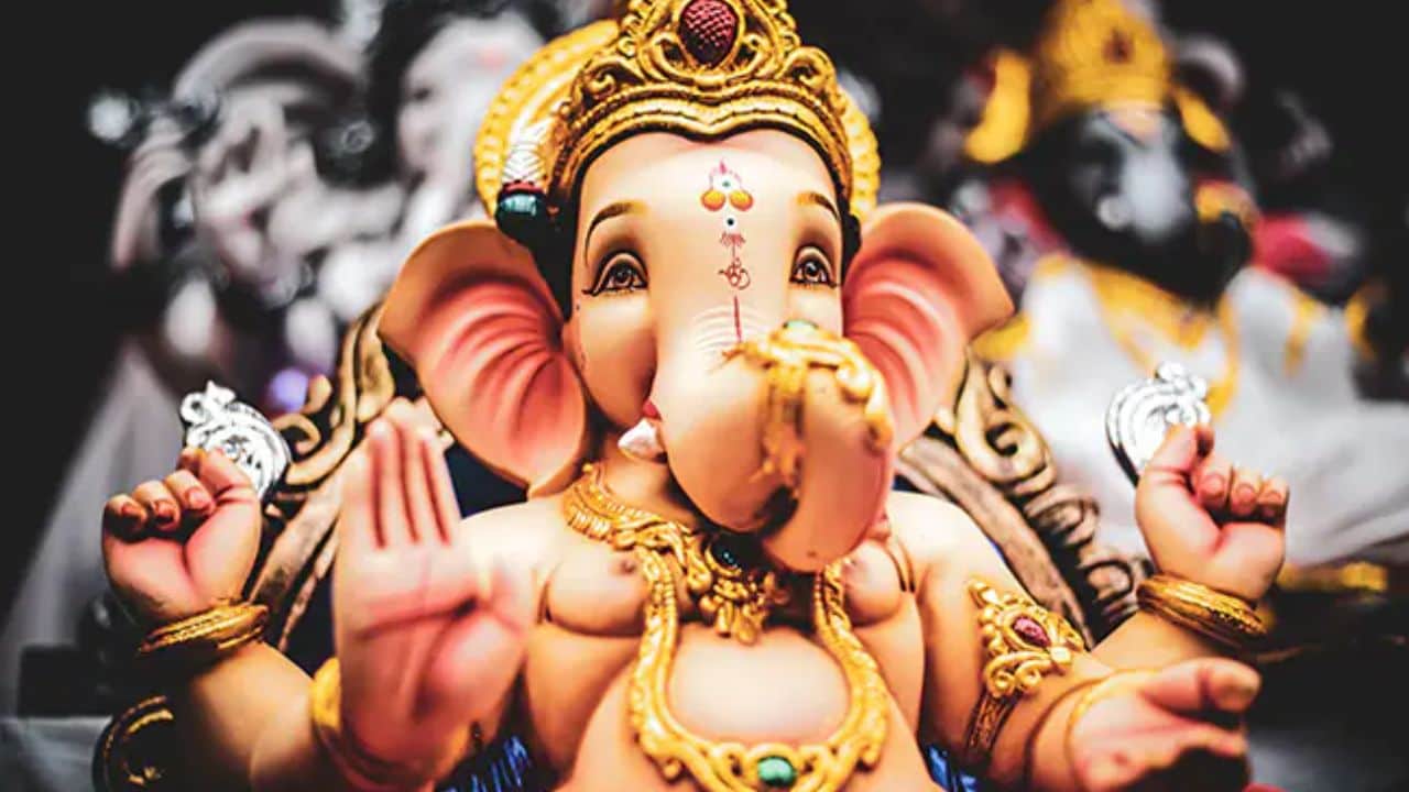 Vibhuvana Sankashti Chaturthi 2026: विभुवन संकष्टी चतुर्थी आज, जानें पूजा का शुभ मुहूर्त और पूजन विधि
