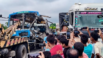 Four Killed, 30 Injured As Bus Hits Truck In Bengal's Jalpaiguri, CM Announces Compensation