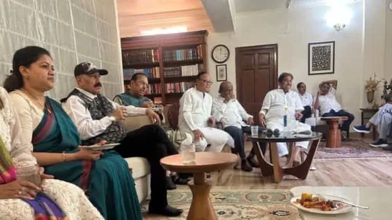 Trinamool Rebel, 10 MPs Meet BJP Leaders As Mamata Banerjee Attends INDIA Meet