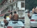 चलती कार में खतरनाक स्टंट करते दिखे युवक, कसोल का वीडियो वायरल होने पर भड़के लोग