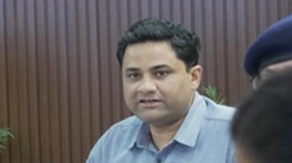 नीट परीक्षा को लेकर MP पुलिस हुई अलर्ट, DGP ने कप्तानों को दिए सख्त निर्देश; तैनात रहेंगे 38 साइबर कमांडो