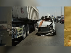 दुबई: हाईवे पर खड़ी ट्रक से टकराई तेज रफ्तार मिनीबस, 7 भारतीय श्रमिकों की मौत