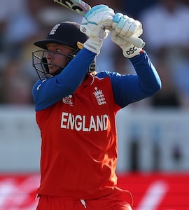 Danni Wyatt-Hodge Stars As England Ease Into Womens T20 World Cup Semi-Finals