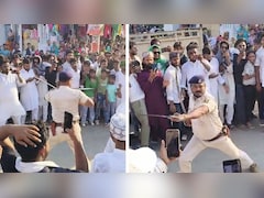 मुहर्रम जुलूस में दरोगा को करतब करना पड़ा भारी, तलवारबाजी का VIDEO वायरल होते ही गिरी गाज