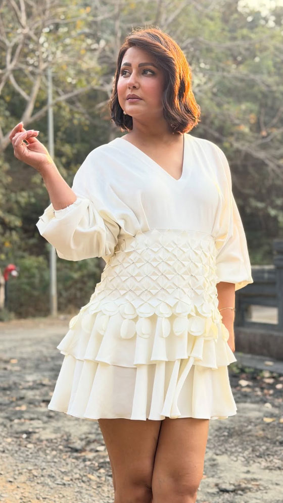 Hina Khan Nails Minimal Glam in Pretty White Outfit