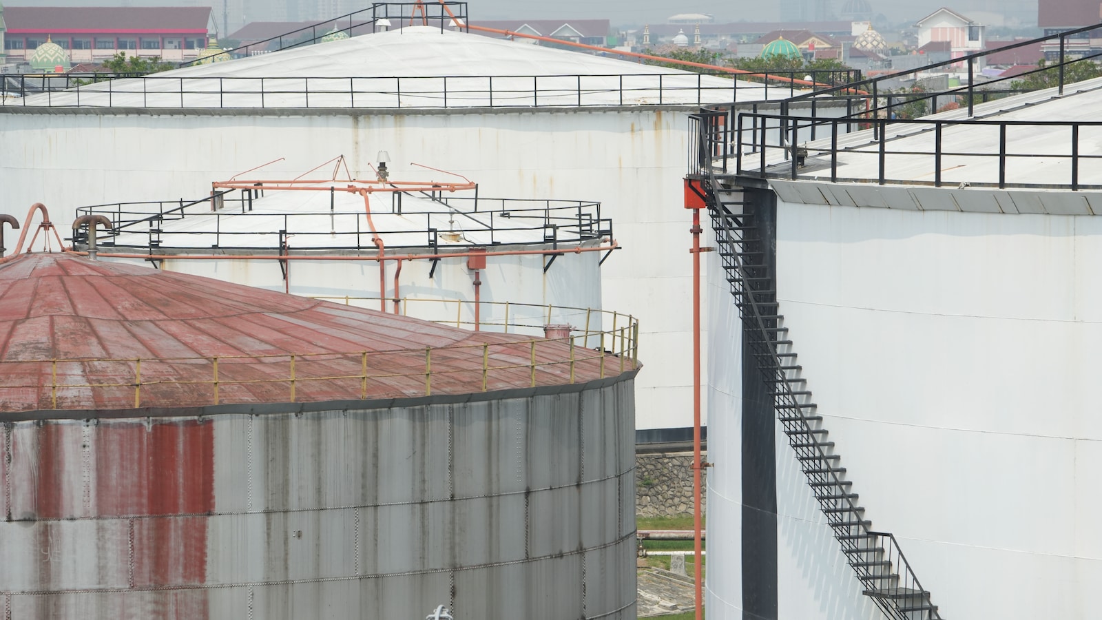 Morgan Stanley Cuts Oil Forecasts As Hormuz Deal Revives Supply