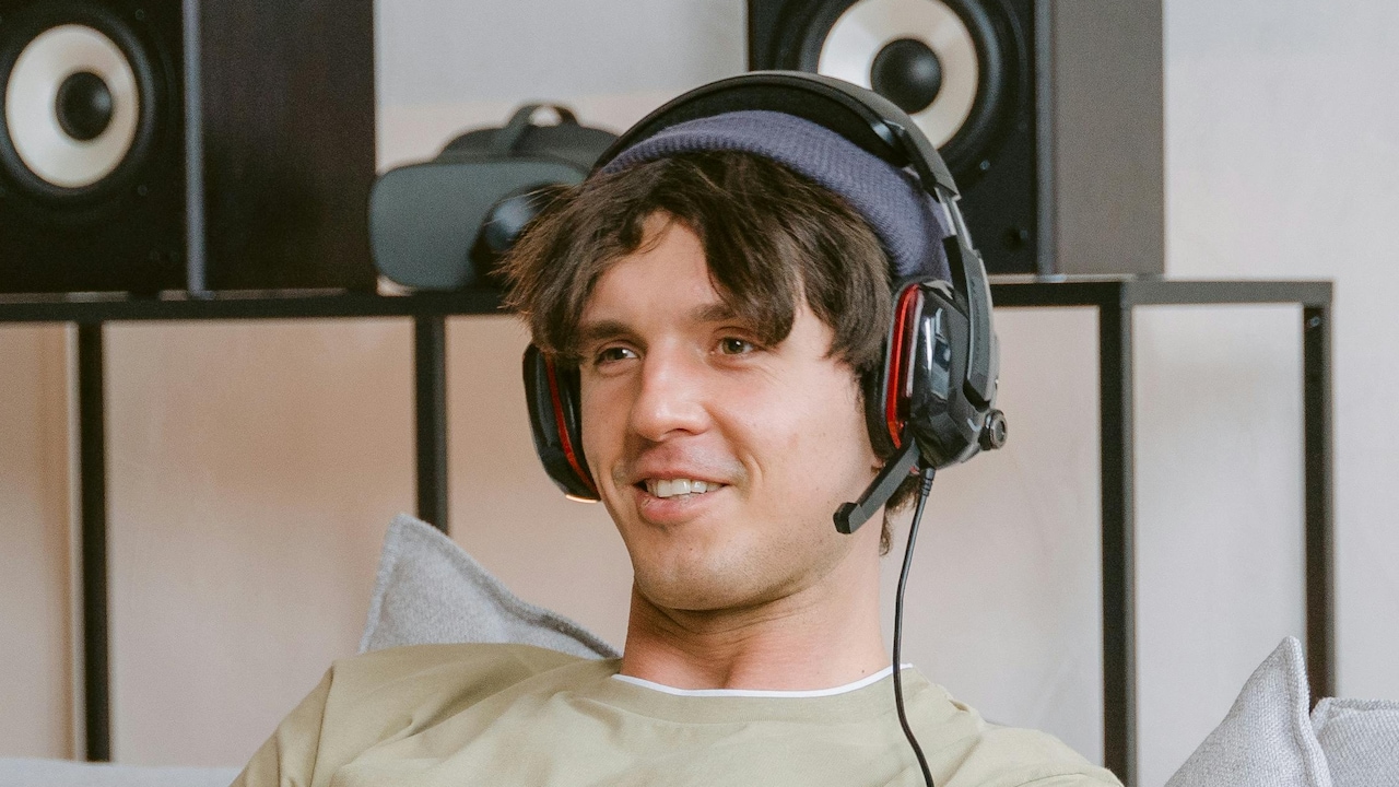 Gaming Headset Myth Busted: Expensive Does Not Always Mean Better Sound