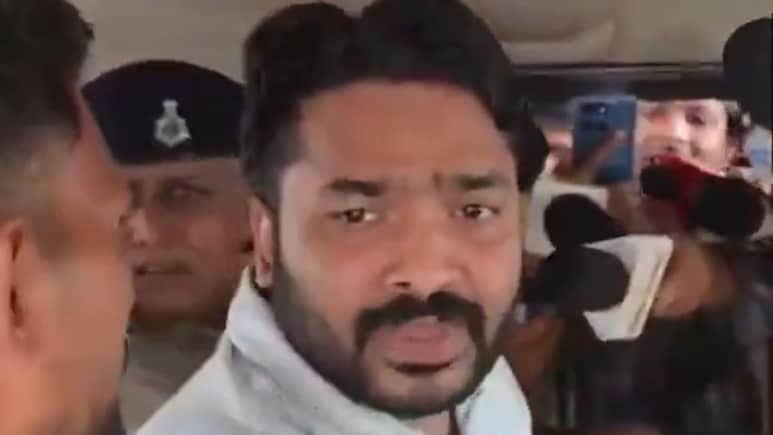 खान कोचिंग मामले में रौशन आनंद का आरोप, किसान कोल्ड स्टोरेज के मालिक और खान सर कर रहे हैं साजिश