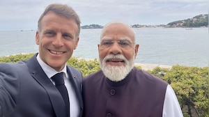 Emmanuel Macron Shares Selfie With PM Modi, Captions It 'Nice'