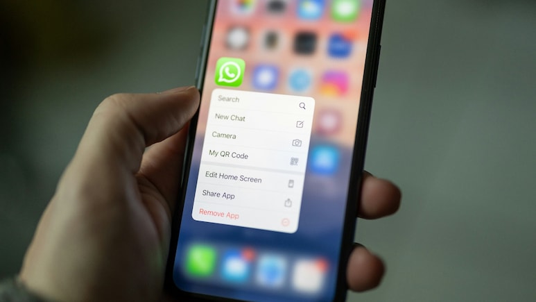 WhatsApp To Require Minimum iOS 15.5, iPadOS 15.5 Starting Nov. 30