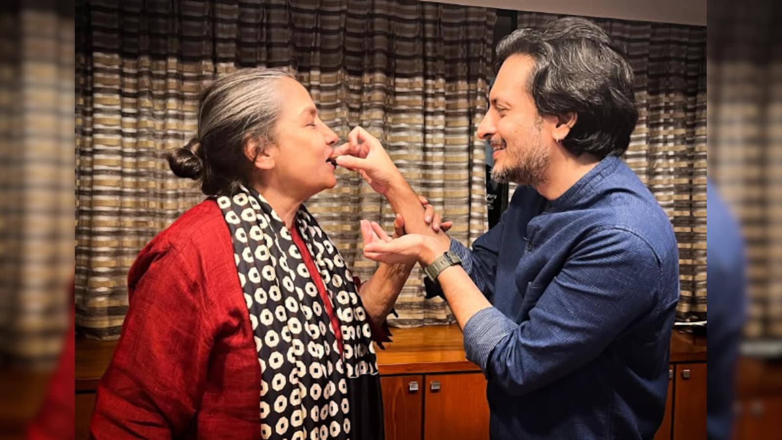 Shabana Azmi To Play Negative Character In Emraan Hashmi's Awarapan 2