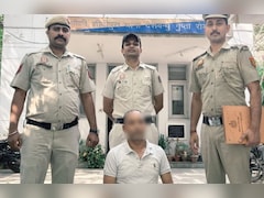 अतिरिक्त कलेक्टर बनकर 60 लाख की ठगी! दिल्ली में फर्जी अफसर गिरफ्तार, कार-स्कूटी भी जब्त