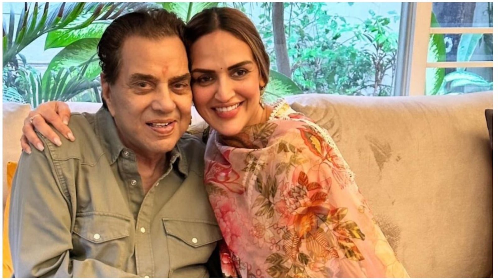 বাবা ধর্মেন্দ্রর মৃত্যুর পর টেডি বিয়ার দিয়ে ঘর ভরে দিলেন এশা দেওল, কারণ জানলে আপনার চোখে জল আসবেই বাবা ধর্মেন্দ্রর মৃত্যুর পর টেডি বিয়ার দিয়ে ঘর ভরে দিলেন এশা দেওল, কারণ জানলে আপনার চোখে জল আসবেই