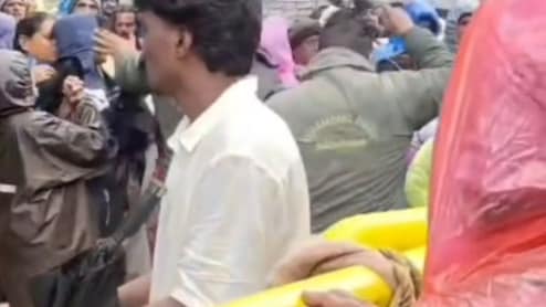 केदारनाथ धाम में श्रद्धालुओं की भारी भीड़, व्यवस्था कायम करने के लिए पुलिस को करनी पड़ी मशक्कत