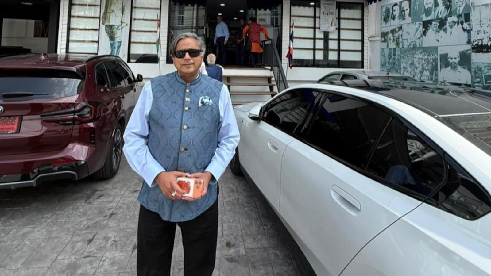 Passport vs Citizenship Proof: Shashi Tharoor Raises Questions Over MEA Stand