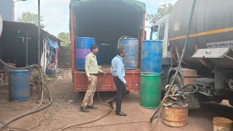 Thane Crime: ठाण्यात मोठी कारवाई;  टँकर अडवला, तपासणी करताच अधिकारी हादरले; 1.20 कोटींचा मुद्देमाल जप्त