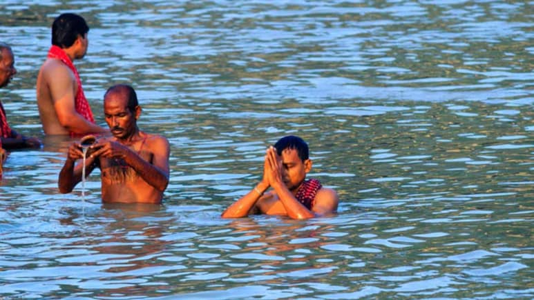 सोमवती अमावस्या आज, ज्योतिषाचार्य से जानिए स्नान-दान का शुभ समय और कौन-से महाउपाय दिला सकते हैं सुख-समृद्धि