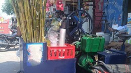 Woman Discovers Sugarcane Vendor Is Influencer With 1.25 Lakh Followers: "No Hardworking Person Is Small"