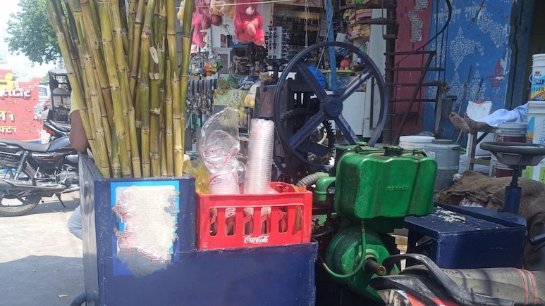 Woman Discovers Sugarcane Vendor Is Influencer With 1.25 Lakh Followers: "No Hardworking Person Is Small"