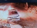 किशनगढ़ में सिरफिरे का आतंक! घर के बाहर खड़ी दो कारों को लगाई आग, CCTV में कैद हुई वारदात