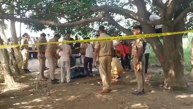 प्रेम&zwj;िका की मांग में स&zwj;िंदूर भरने के बाद आधी रात में प्रेमी युगल ने उठाया खौफनाक कदम!  मंजर देख सहम गए लोग