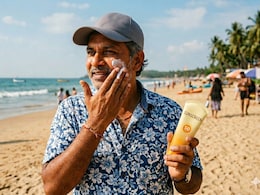 Are You Applying Sunscreen Correctly? The '2-Finger Rule' Every Dermatologist Wants You To Follow