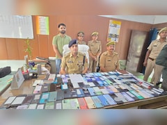 नोएडा: 2020 से मई 2026 तक गुम हुए 121 मोबाइल पुलिस ने ढूंढ निकाले, 35 लाख रुपये थी इनकी कीमत