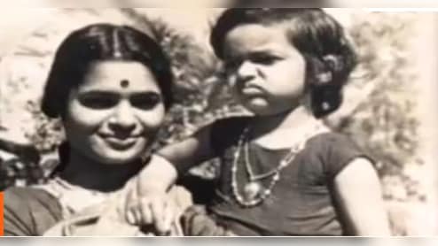 पहली ही फिल्म से रातों रात स्टार बनी यह बच्ची, 'दिलजले'से शुरू हुई लव स्टोरी, फिर इस तरह हेमा मालिनी की भतीजी बनी जूही चावला की देवरानी