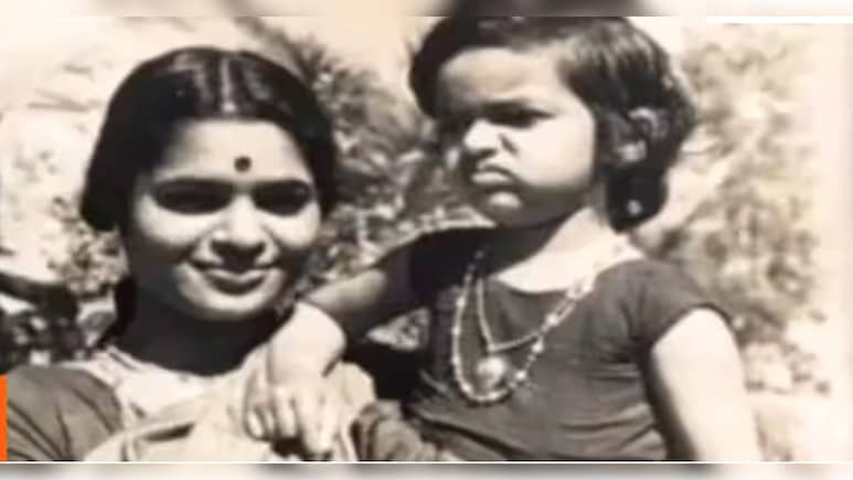 पहली ही फिल्म से रातों रात स्टार बनी यह बच्ची, 'दिलजले'से शुरू हुई लव स्टोरी, फिर इस तरह हेमा मालिनी की भतीजी बनी जूही चावला की देवरानी