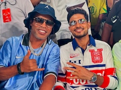 India Skipper Shubman Gill Meets Brazil Football Legend Ronaldinho In US