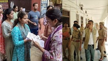 कानपुर में पुलिस भर्ती परीक्षा पर सख्ती:चप्पे-चप्पे पुलिस तैनात; 54 केंद्रों पर 1.17 लाख अभ्यर्थी देंगे एग्जाम
