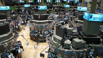 AI Swing At Wall Street: Nasdaq Futures Jump 1%; Nvidia Seen Rebounding, Micron Under Pressure