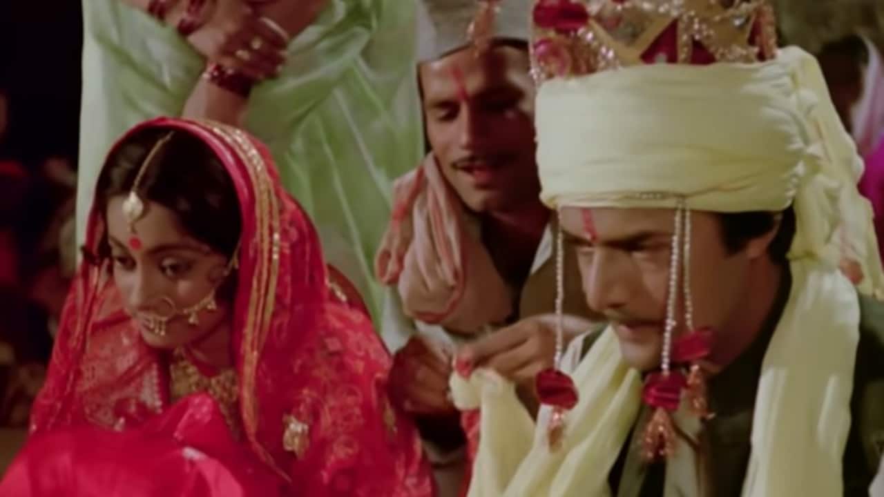 केशव प्रसाद मिश्र के उपन्यास पर बनी दो फिल्में, दोनों सुपरहिट, एक में हीरो शोले का अहमद और दूसरे में सलमान खान