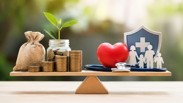 Insurance Policy: प्रीमियम कम, कवरेज ज्&zwj;यादा... जानिए कैसे अब इंश्&zwj;योरेंस पॉलिसी लेना आपके लिए हुआ फायदेमंद