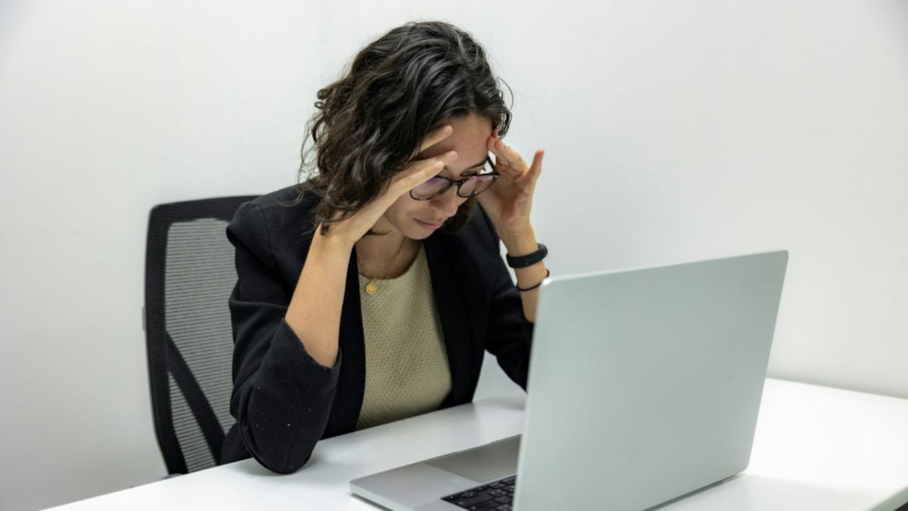 Workplaces have unachievable deadlines, demanding schedules, and extreme pressure, making professionals put off self-care. Photo: Unsplash Workplaces have unachievable deadlines, demanding schedules, and extreme pressure, making professionals put off self-care. Photo: Unsplash