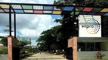 Flawed AI, Deepfakes And Geopolitical Conflicts Pose Major Risks To Business: Wipro