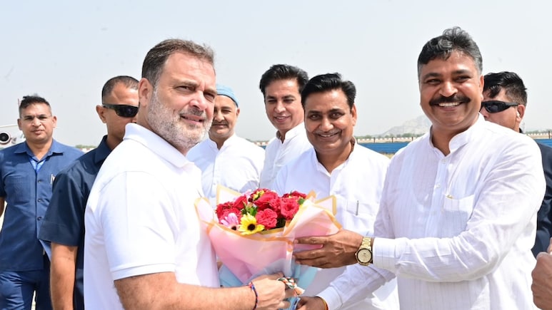 डोटासरा-जूली की &lsquo;जय-वीरू&rsquo; वाली जोड़ी बनी मॉडल, राहुल गांधी की तारीफ के क्या मायने?