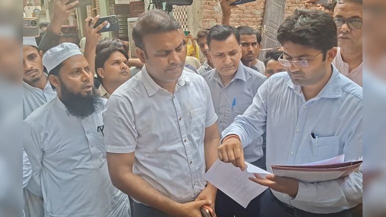गाजियाबाद में अवैध मदरसों को प्रशासन ने किया सील, कहा- एक हफ्ते में जमा करो कागज&nbsp;