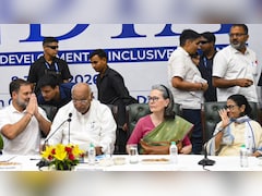 TMC और DMK की हार में कांग्रेस के लिए भी टेंशन, रशीद किदवई ने बताई पार्टी की कमजोर नस