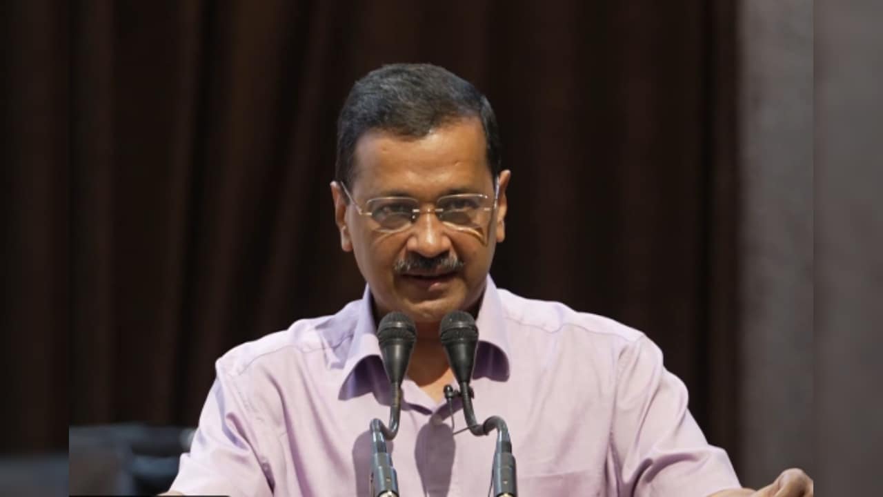 केजरीवाल ने कहा, जिन तीन भारतीयों की जान गई उसके लिए ट्रंप सीधे जिम्मेदार