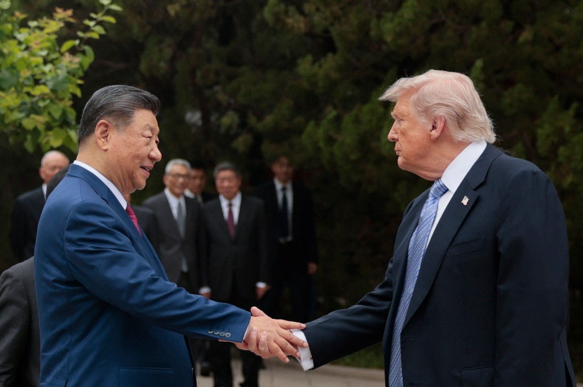 Trump Denies Offering To Sell Arms To Xi Jinping