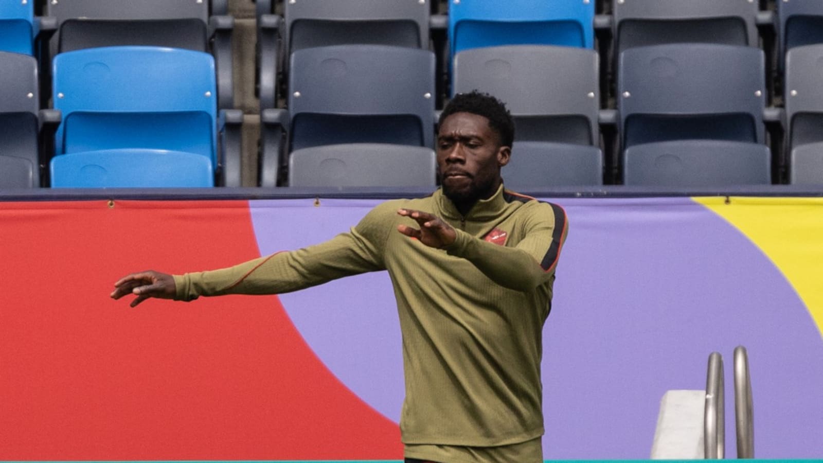 Canadas Alphonso Davies Available For Historic FIFA World Cup Knockout Clash