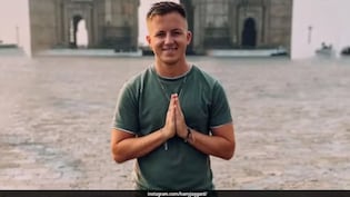 'मेरे पास पैसे नहीं हैं', इतना सुनते ही दुकानदार ने विदेशी मेहमान के साथ किया कुछ ऐसा, इंटरनेट पर दिल जीत रहा ये खास पल
