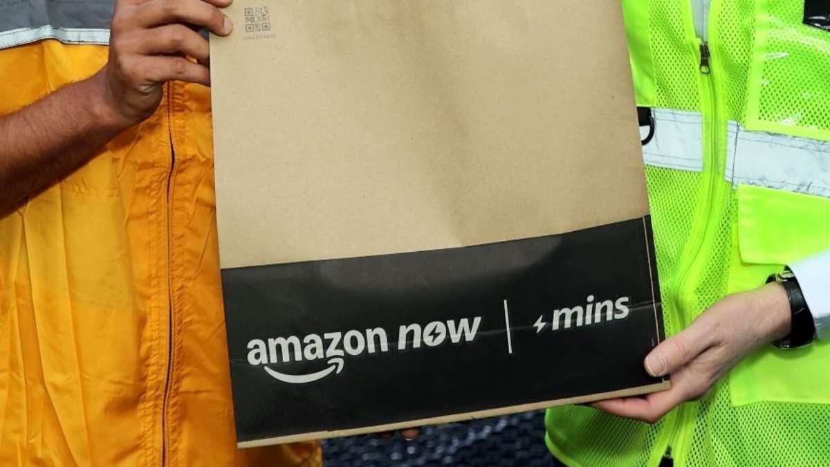 Amazon Now ची मोठी चाल! ₹300 वर ₹100 कॅशबॅक, Blinkit-Zepto ला देणार टक्कर