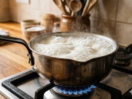 Simple Ways To Store Milk Safely During Hot Weather