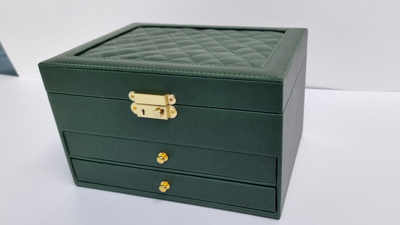 Best Jewellery Organiser Boxes For Tangle-Free Chains And Neat Storage Best Jewellery Organiser Boxes For Tangle-Free Chains And Neat Storage