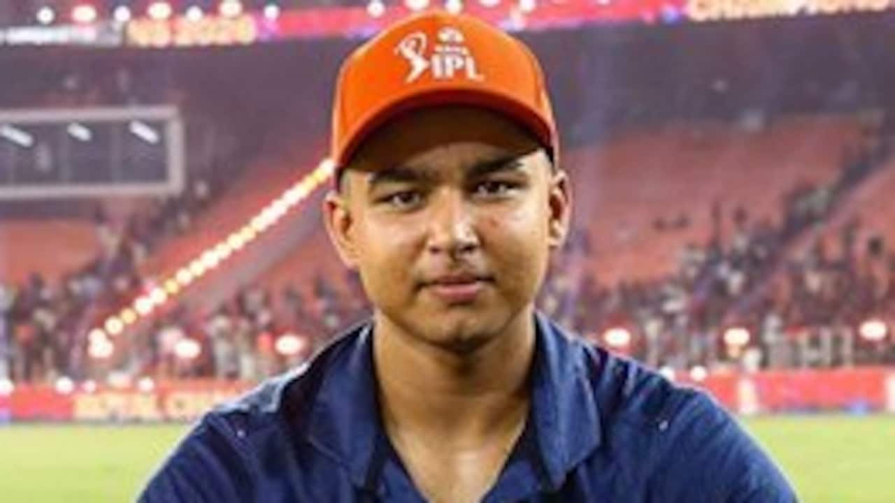 IND vs IRE: वैभव सूर्यवंशी के मैदान पर पैर रखते ही टूट जाएंगे ये 3 बड़े रिकॉर्ड्स, विश्व क्रिकेट में मचेगी हलचल!