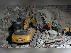 How Phone Alerts Warn Millions Seconds Before Earthquakes